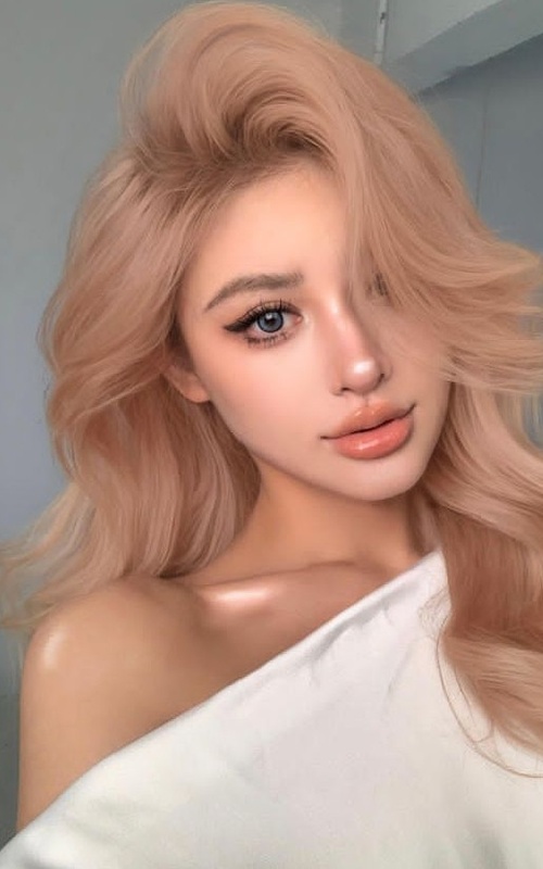 Experience Unforgettable Moments with Hazel Bloom’s Charm