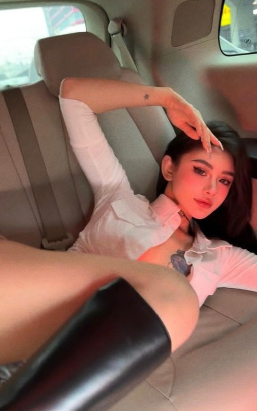 Experience Passion and Elegance with Scarlett Blaze